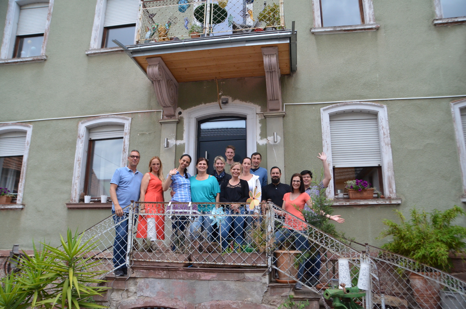 Die Lenus GmbH macht ihren Teamausflug zum  Weingut der Familie Huller. Im Anschluß stand noch ein Workshop im Fokus der fünf Lenus-Werte.